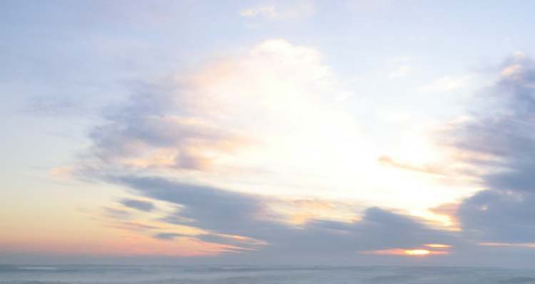 freundliche Wolken am Morgen (Bitte hier klicken um dieses Bild in seiner vollen Größe zu betrachten)