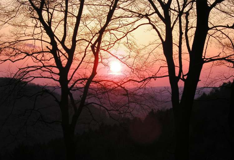 Sonnenuntergang mit Abendstimmung (Bitte hier klicken um dieses Bild in seiner vollen Größe zu betrachten)