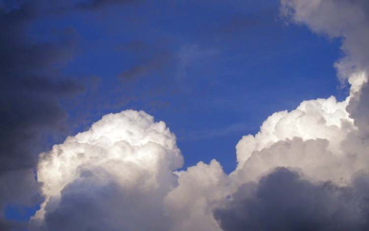Wolkenhimmel (Bitte hier klicken um dieses Bild in seiner vollen Größe zu betrachten)