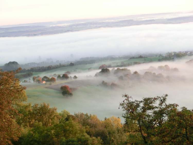 Waldenburg Aussicht Morgennebel (Bitte hier klicken um dieses Bild in seiner vollen Größe zu betrachten)