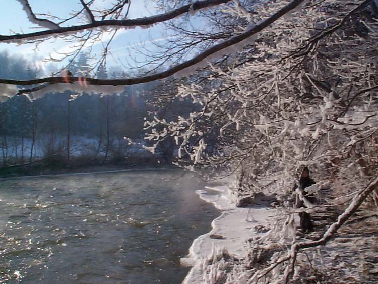 auch im Winter dampft der Kocher bei Schwäbisch Hall Tullau (Bitte hier klicken um dieses Bild in seiner vollen Größe zu betrachten)