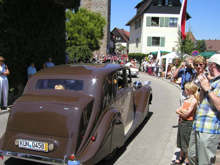 ein Rolls Royce (Bitte hier klicken um dieses Bild in seiner vollen Größe zu betrachten)