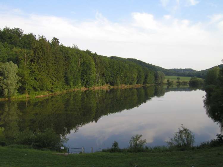 Gnadental Stausee (Bitte hier klicken um dieses Bild in seiner vollen Größe zu betrachten)