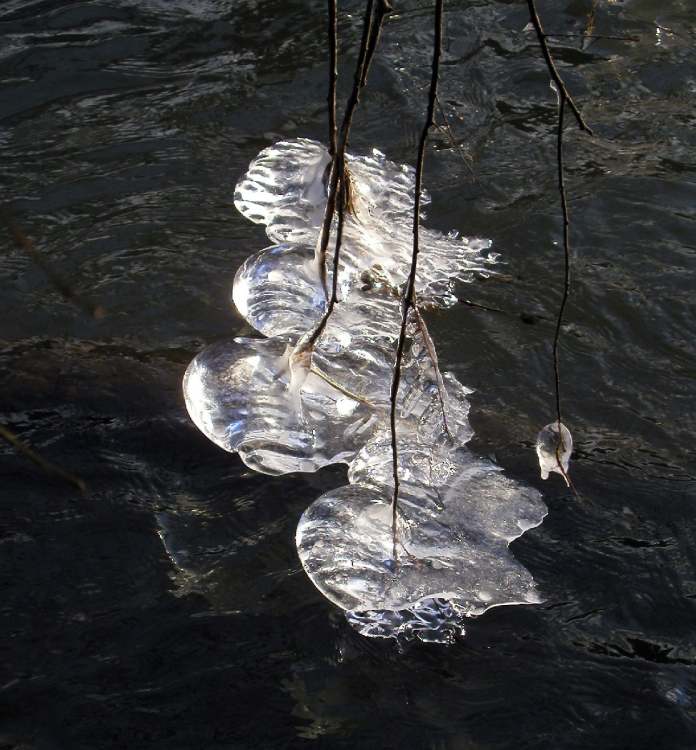 Eis und Wasser und Licht (Bitte hier klicken um dieses Bild in seiner vollen Größe zu betrachten)