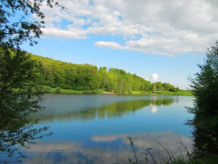 der schöne See (Bitte hier klicken um dieses Bild in seiner vollen Größe zu betrachten)