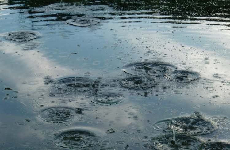 Wasserspiele (Bitte hier klicken um dieses Bild in seiner vollen Größe zu betrachten)