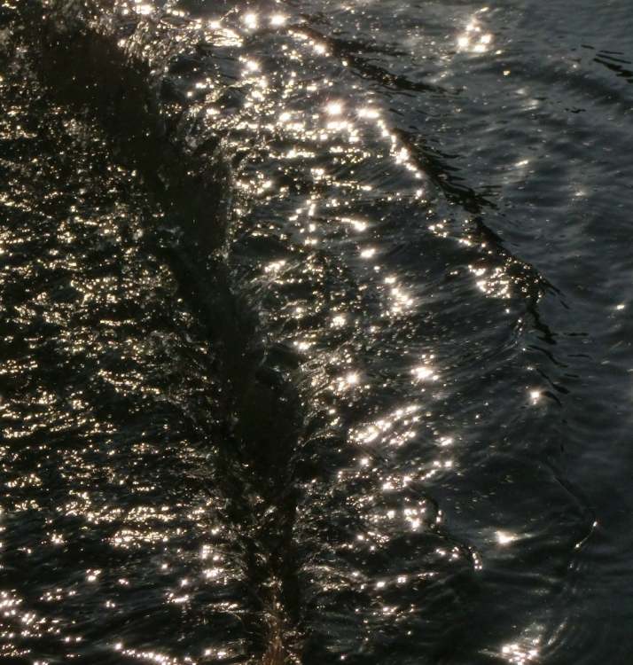 der gespaltene See (Bitte hier klicken um dieses Bild in seiner vollen Größe zu betrachten)